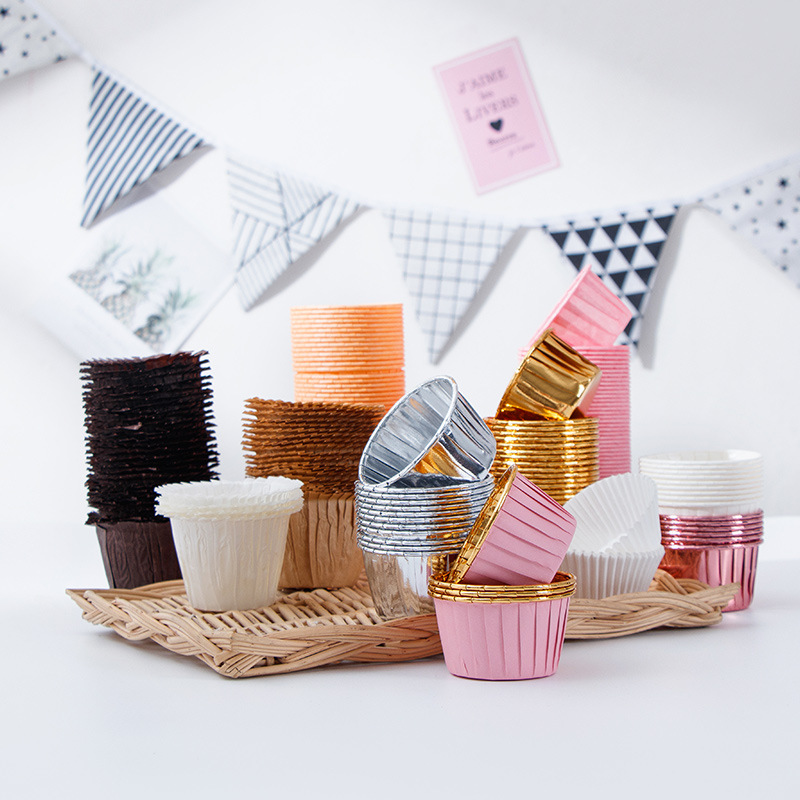 Solid Color Cupcake Paper Holder Disposable High Temperature Resistant Roll-up Baking Dessert Hat Cup Mold