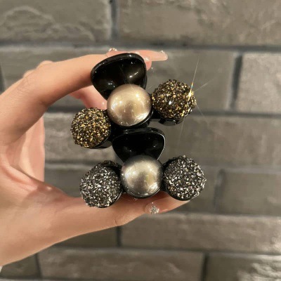 Leichtes Luxus-Design mit Perlen, Strass, Acryl, kleiner Greifer, modischer All-Match-Rückenlöffel, halbe Krawatte, Haarnadel, Pony-Clip_voghion.com