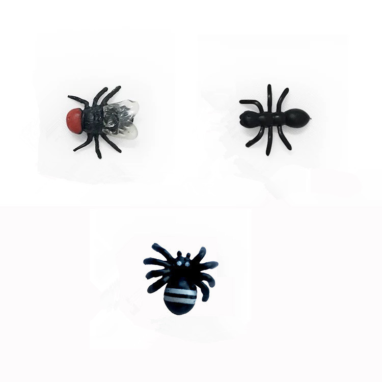 Amazon AliExpress Halloween Fool's Day plastic PVC simulation fake flies model accessories small toys in stock