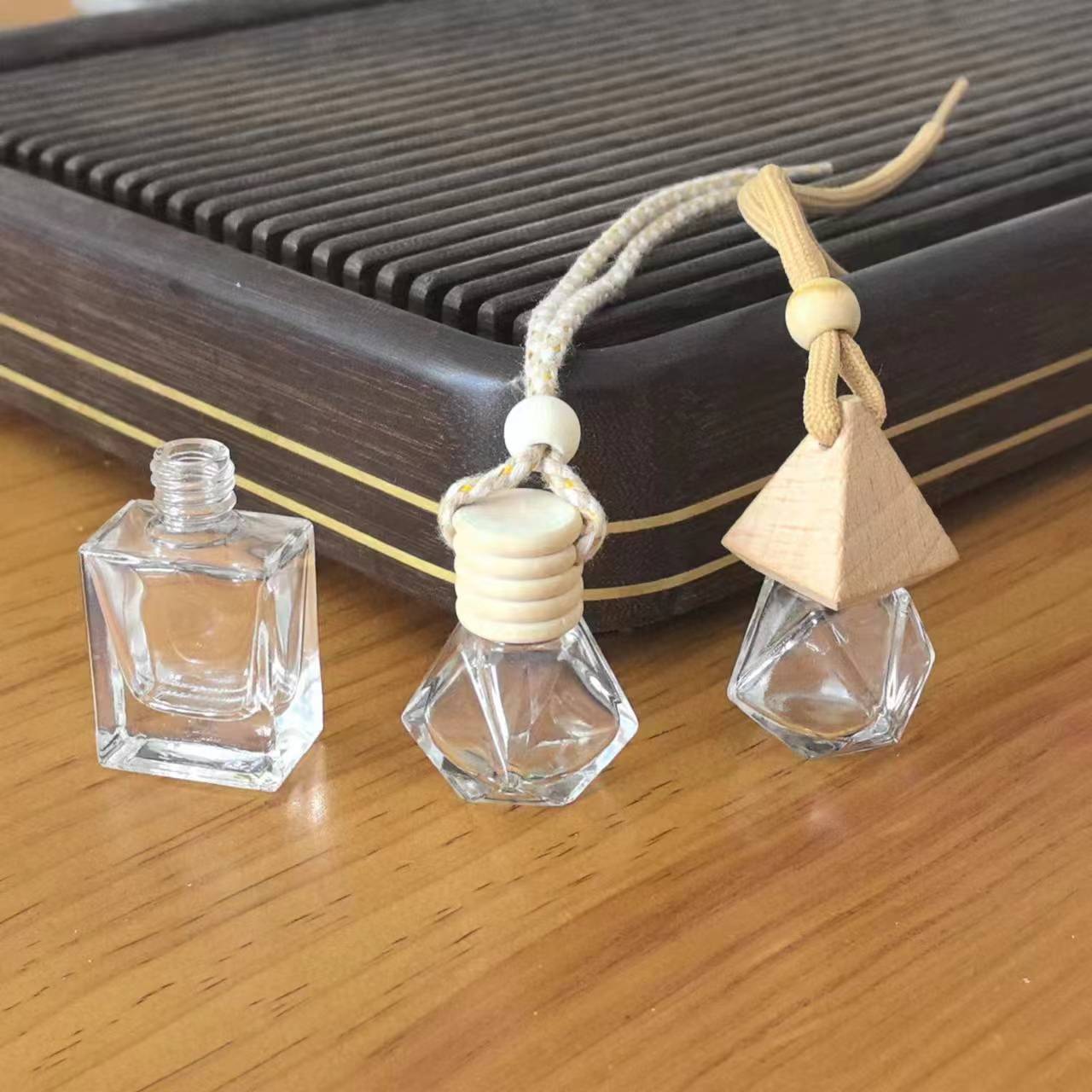 10ml car pendant perfume bottle with rope wooden lid aromatherapy glass empty bottle transparent car aromatherapy pendant bottle