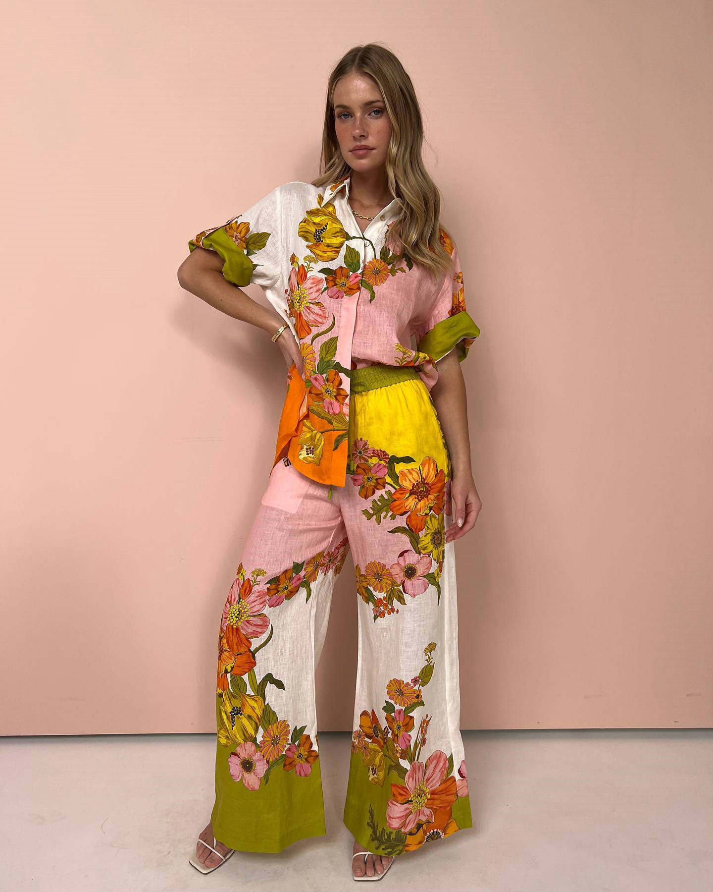 Cross-border independent station 2023 new European and American printed cotton and linen two-piece set suit top + wide leg pants_voghion.com