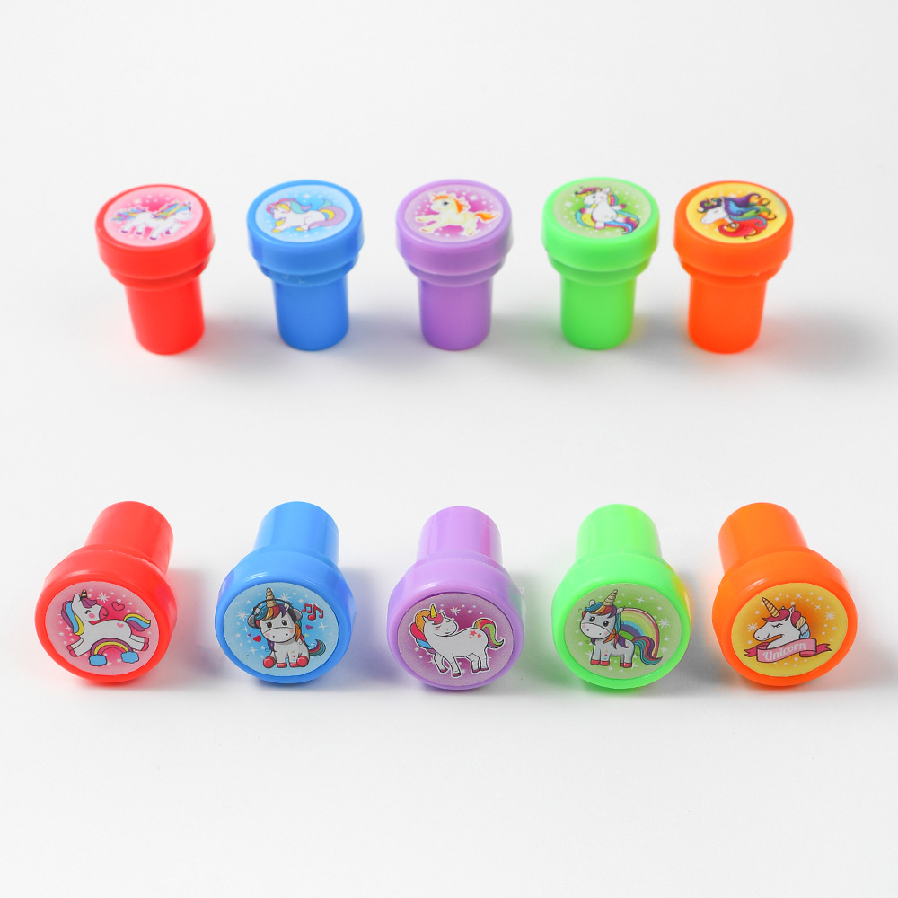 2022 cross-border new Amazon European and American unicorn party gift set children's jewelry PVC soft rubber