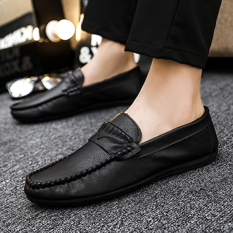 Spring and Summer Men's Shoes Low-top Bean Shoes All-match Casual Shoes Breathable Leather Shoes Black Work Shoes Slip-on