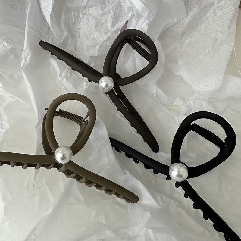 Fermaglio per capelli satinato, forcina oversize, parte posteriore della testa, volume per capelli Advanced Sense, fermaglio per capelli spessi, perla, squalo, donna, inizio primavera_voghion.com