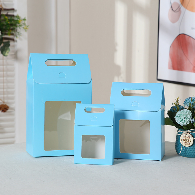New window portable Kraft paper gift box small fresh simple solid color gift candy packaging box wholesale
