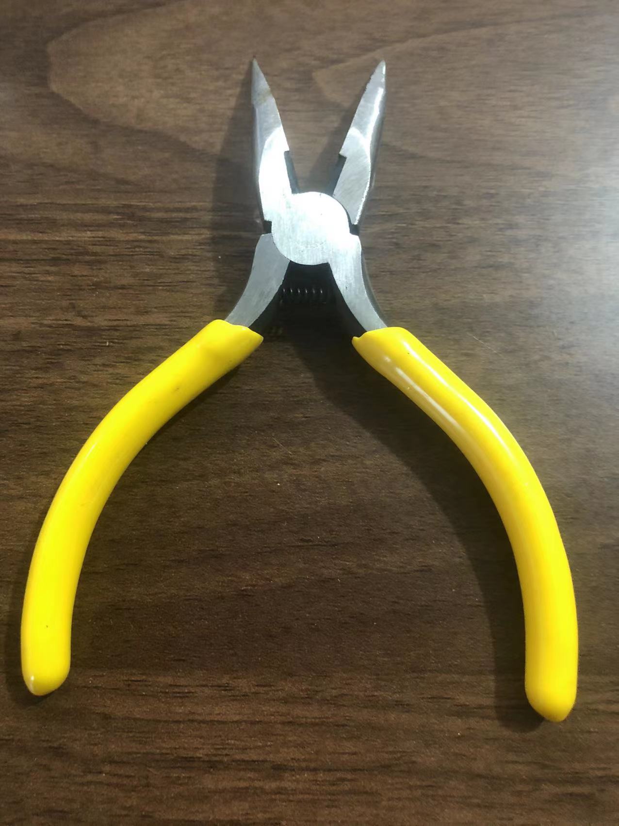Bone-removing Pointed-nose pliers for removing chicken claw bone artifact for removing chicken claw bone-removing pliers boneless chicken claw bone-removing artifact for removing chicken claw bone