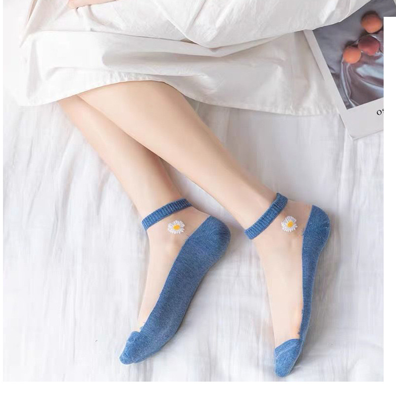 Summer New Internet Popular Daisy Glass Silk Thin Short Socks TikTok Transparent Crystal Silk Socks Women's Color-matching Boat Socks