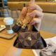 Tassel coin purse-plaid coin purse Brown