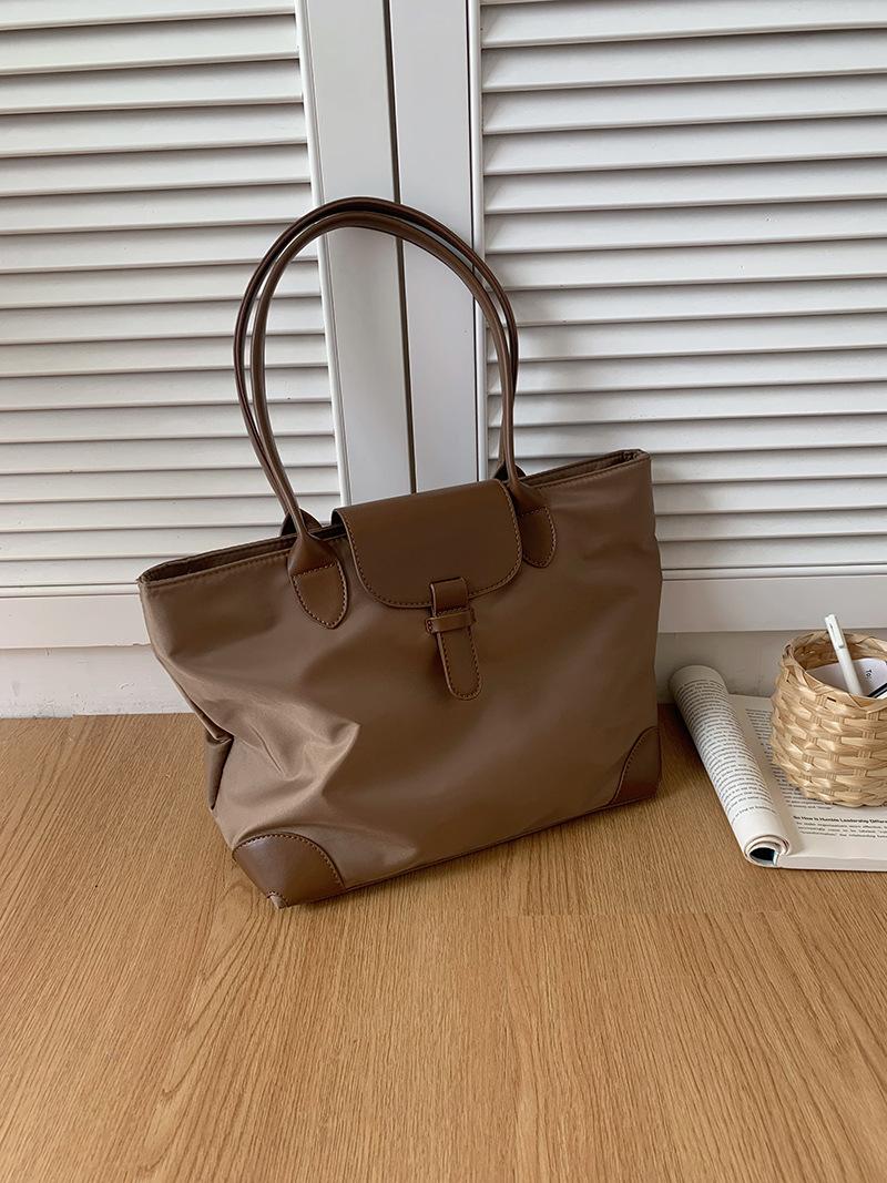 Borsa a tracolla grande da donna 2023, nuova borsa da pendolare, borsa da classe per studenti, borsa tote in tessuto di nylon, tutto abbinato_voghion.com
