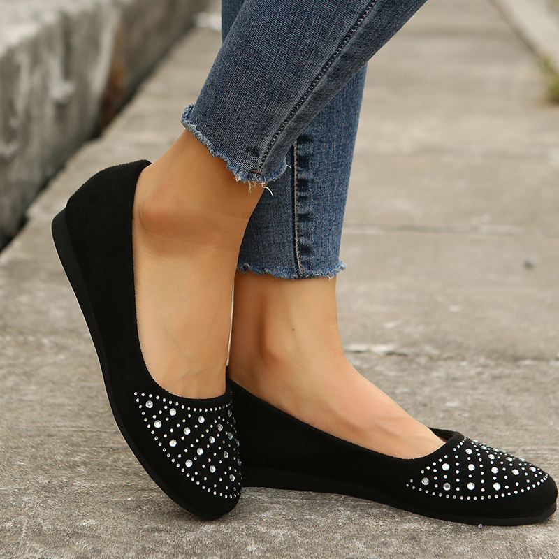 Foreign trade plus size women's shoes European and American flat heel shallow mouth mom shoes flat rhinestone round toe single-layer shoes women's factory wholesale