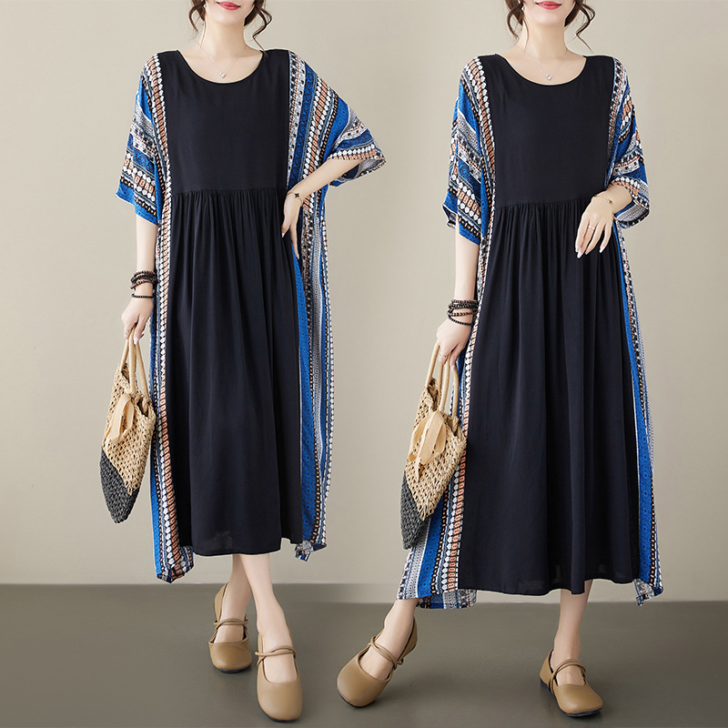 Actual shot of 2024 Xia Xin literary retro large size loose age-reducing round neck short-sleeved striped splicing large swing dress for women