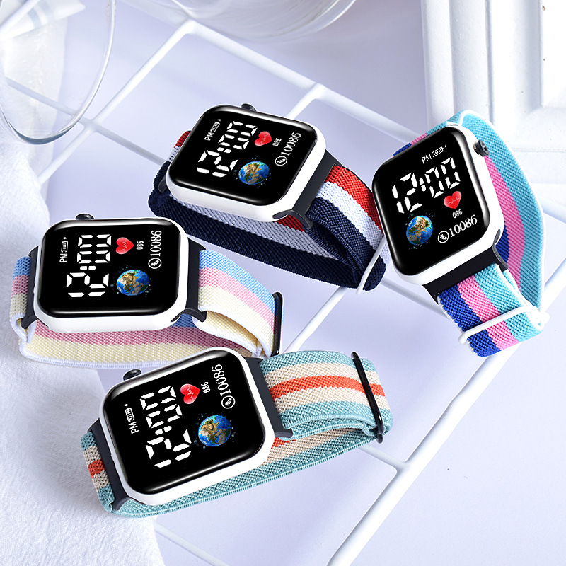 Manufacturers of new electronic watches wholesale couples students creative hand ring watch outdoor sports waterproof children's electronic watch