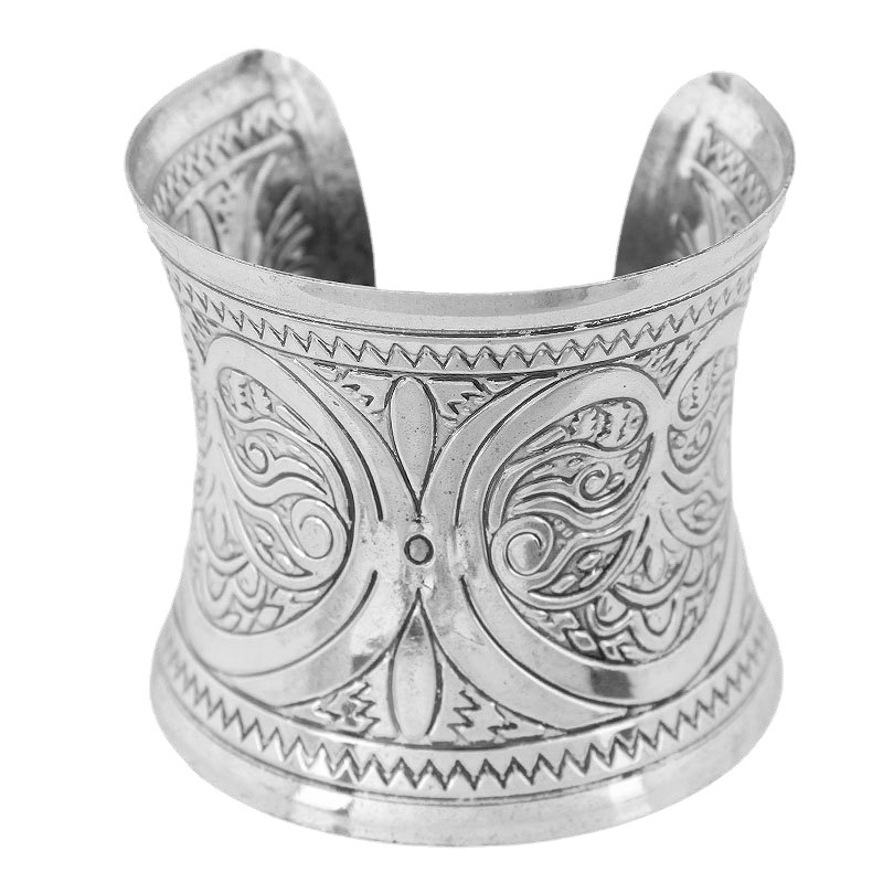 European and American style retro fashion classic carved wide bracelet women's titanium steel bracelet bracelet exaggerated jewelry wholesale 0412