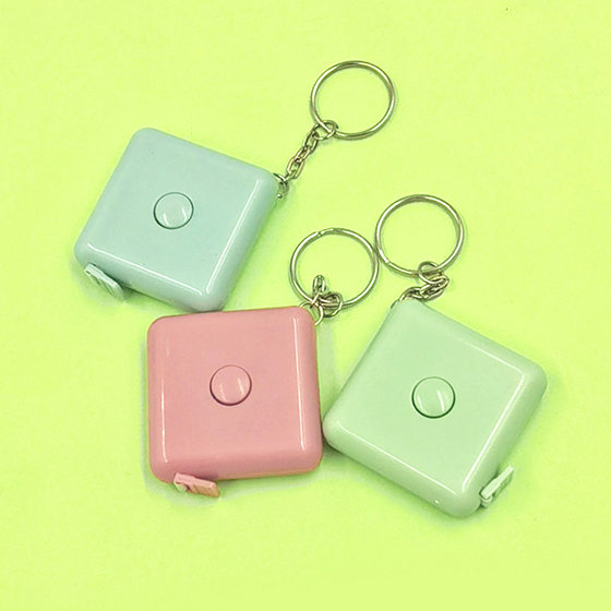 1.5 meters North European style Square key chain automatic telescopic ruler Mini small tape measure measuring garment tape measure measuring body three-way ruler