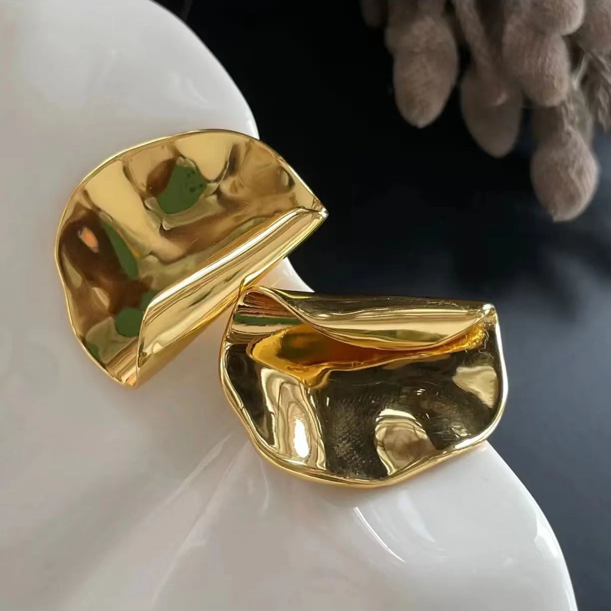 歐美誇張時尚質感卷邊金屬耳釘S925氣質輕奢高級感耳環飾品批發女