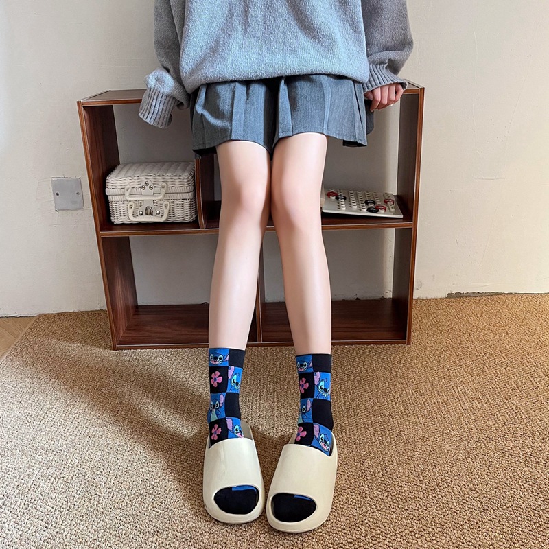 日系卡通袜子女 精梳棉中筒女袜 可爱卡通动漫长筒袜一件代发