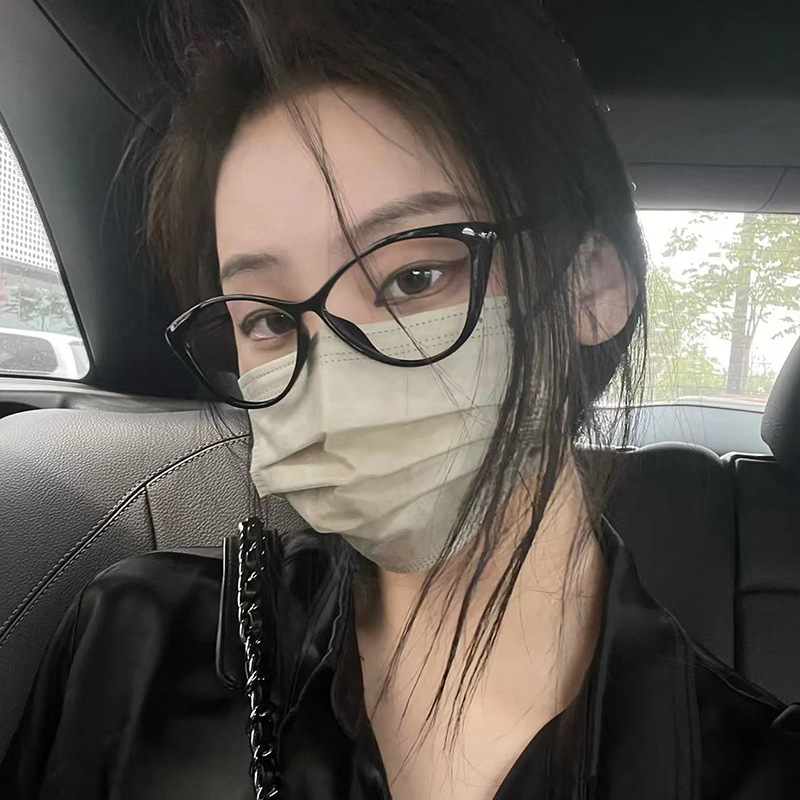 European and American Style Butterfly Frame Anti-Blue Light Flat Mirror Women's Hawksbill Color Fashionable All-match Matching Speed Short-sighted Mirror Frame