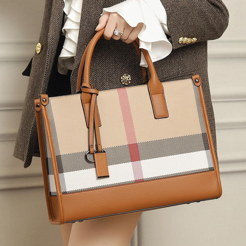 Bag Women's 2024 New Style Plaid Large Capacity Tote Bag High-end Women's Handbag Shoulder Bag Crossbody Bag