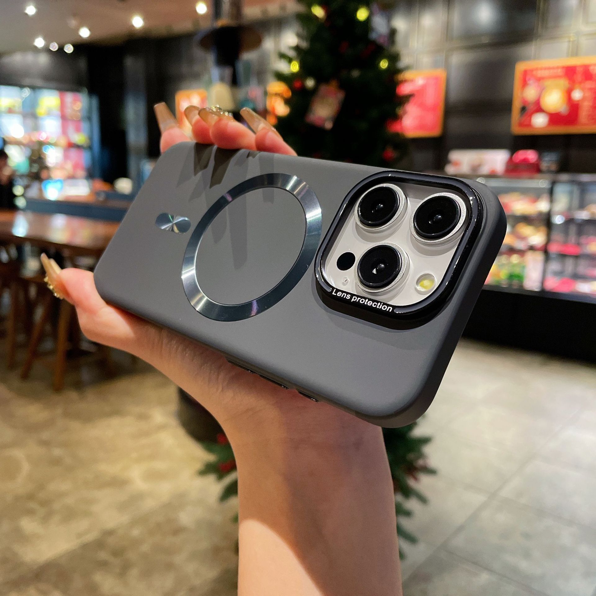 適用蘋果15Promax磁吸手機殼磨砂膚感iPhone14高級感13防摔保護套