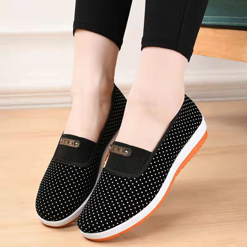 Old Beijing Cloth Shoes Women's New Spring and Autumn Casual Women's Single Shoes Flat Shoes for Moms Middle-aged and Elderly Women's Cloth Shoes