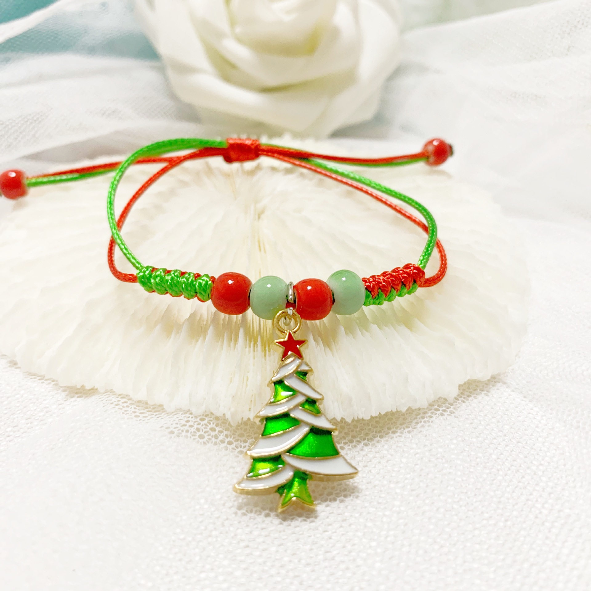Europe and the United States new Christmas cartoon bracelet Santa Claus Christmas tree donuts deer a variety of optional manufacturers wholesale