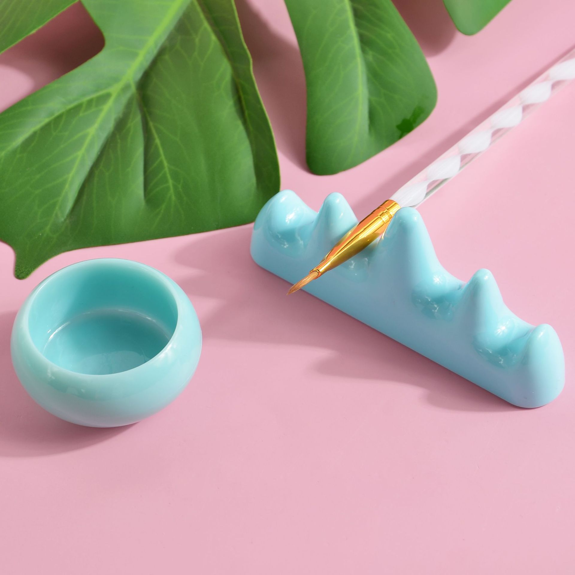 New Japanese simple imitation jade nail pen wash cup pen holder nail cleaning cup nail tools wholesale