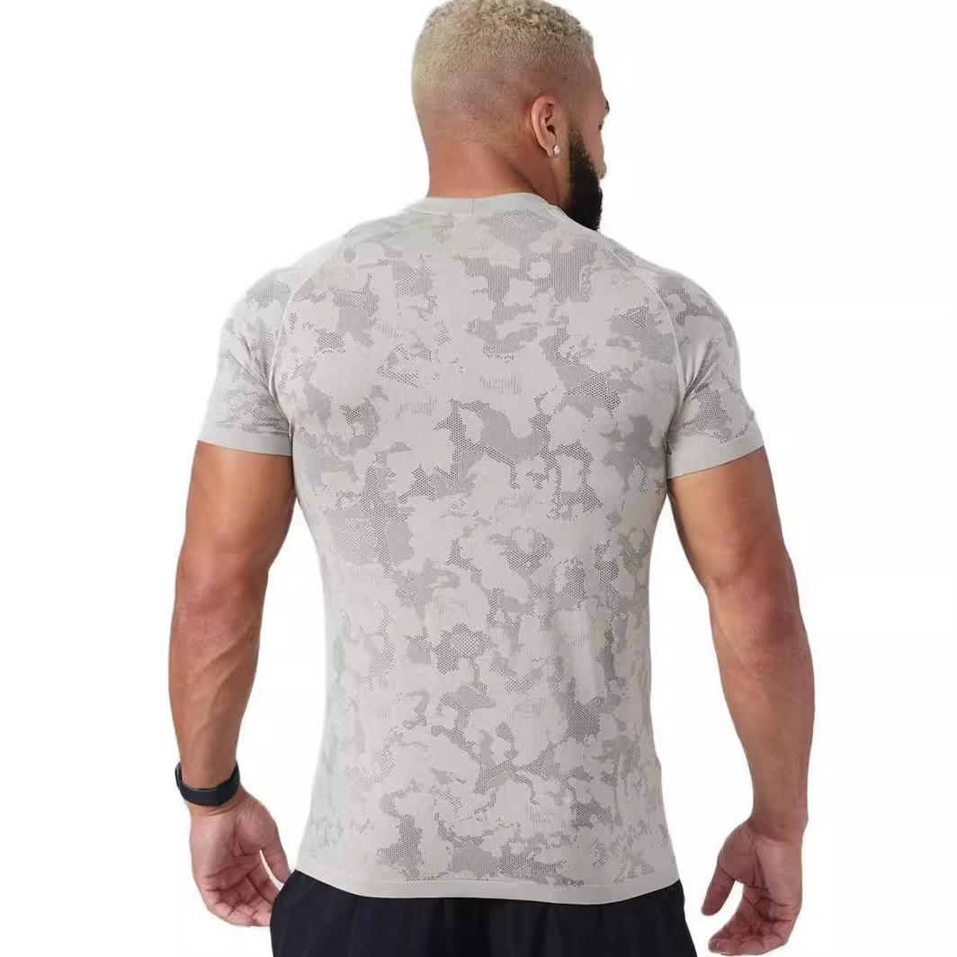 2024 new workout clothes camouflage sports T-shirt muscle tights men's high elastic training clothes short sleeve workout clothes men