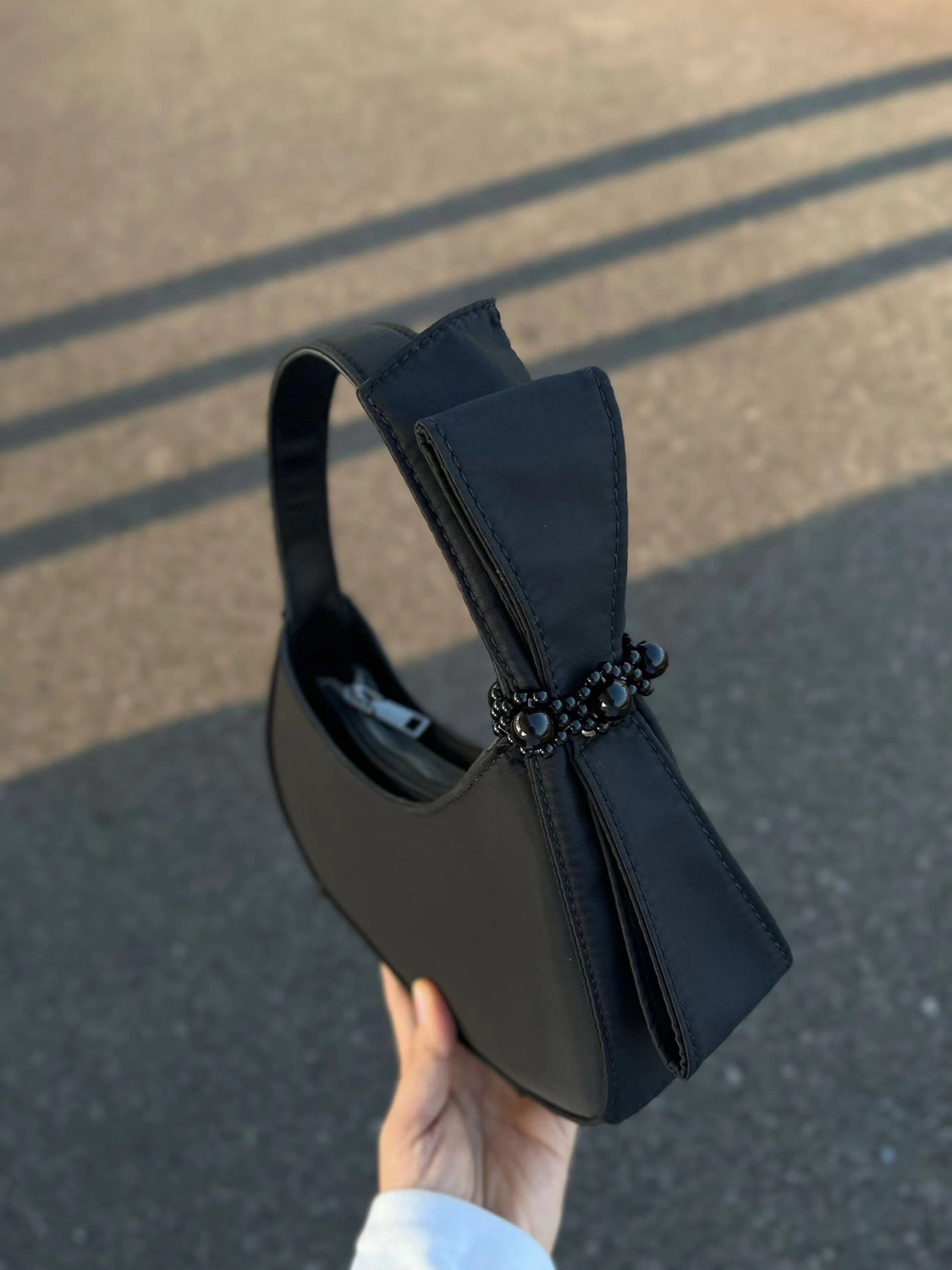 Black bag for women 2023 new 2022 niche design Bow Crescent bag high-grade texture all-matching handbag