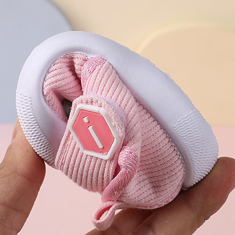 A generation of spring and autumn baby toddler shoes soft bottom 0-1-2 years old baby canvas shoes cartoon shoes shoes shoes