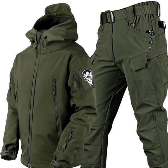 Autumn and Winter soft shell shark skin warm suit men's and women's same outdoor wear camouflage training clothes