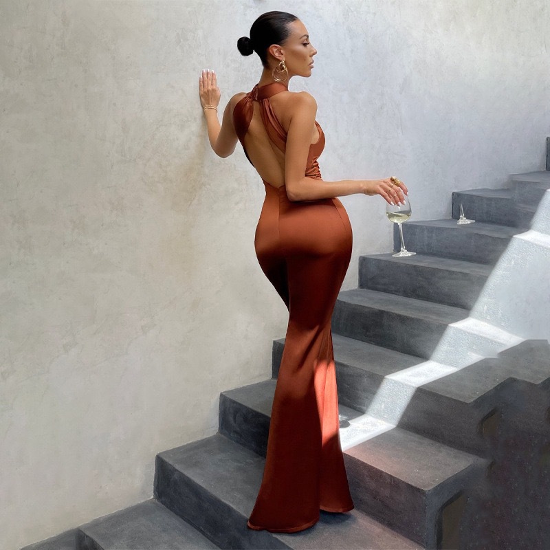 New Women's Solid Color Sleeveless Neck Slim-fit Sexy dress Slim-fit Backless Fishtail Long Dress