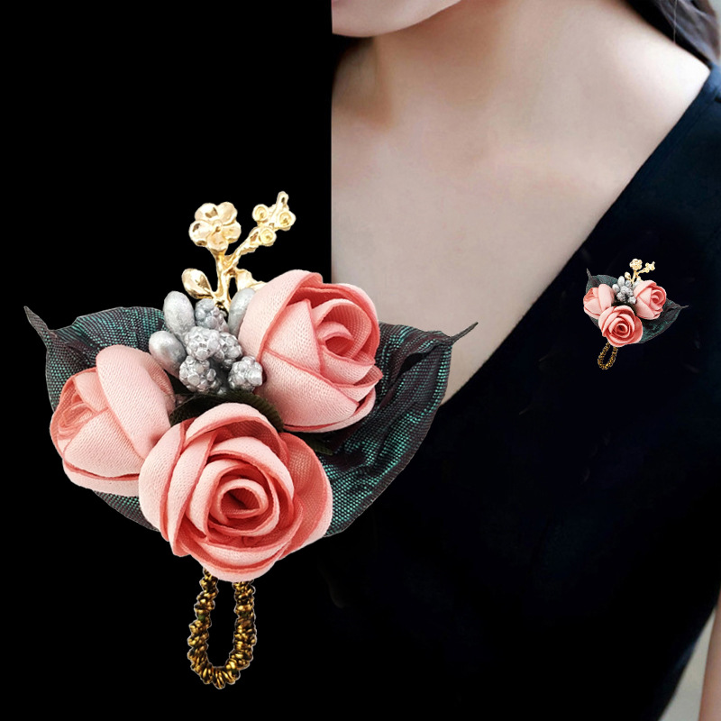 New Korean Style Elegant Brooch Fabric Wedding Holiday Corsage Personalized Fashion Flower Pin Clothes Accessories Women