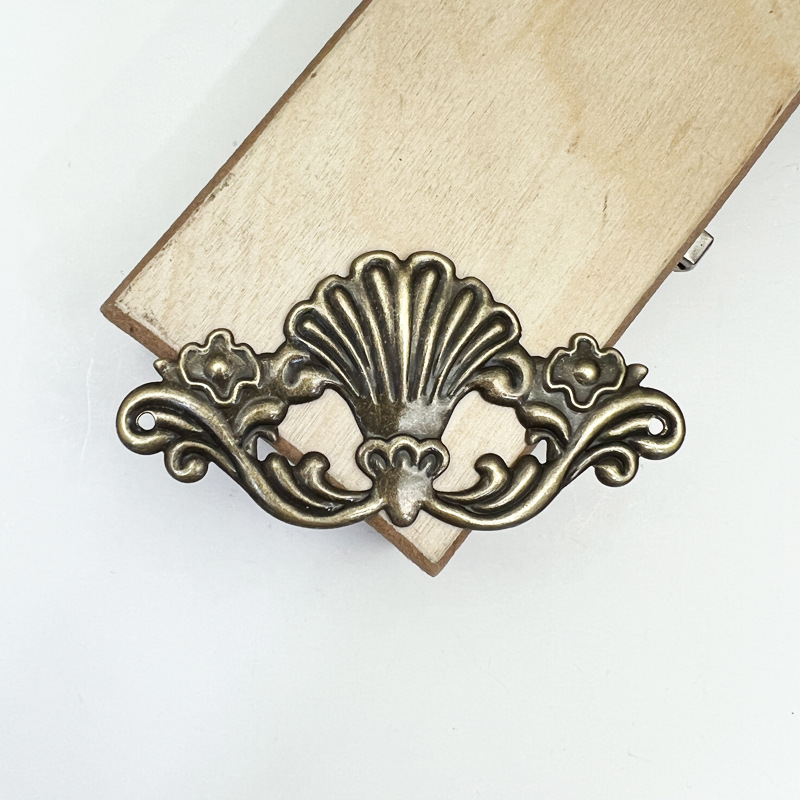 97X47mm iron corner flower piece antique furniture stickers corner decoration patch wooden box gift box outer packaging accessories