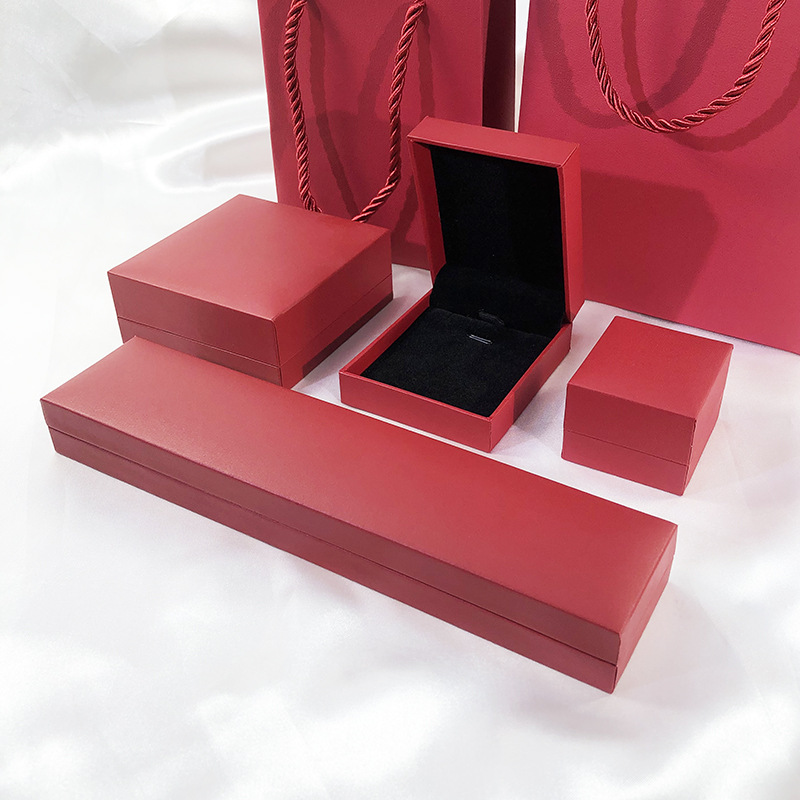 Right Angle Red 8538 Gold Jewelry Jewelry Box Leather Paper Packaging Box Ring Box Bracelet Box Jewelry Box Wholesale