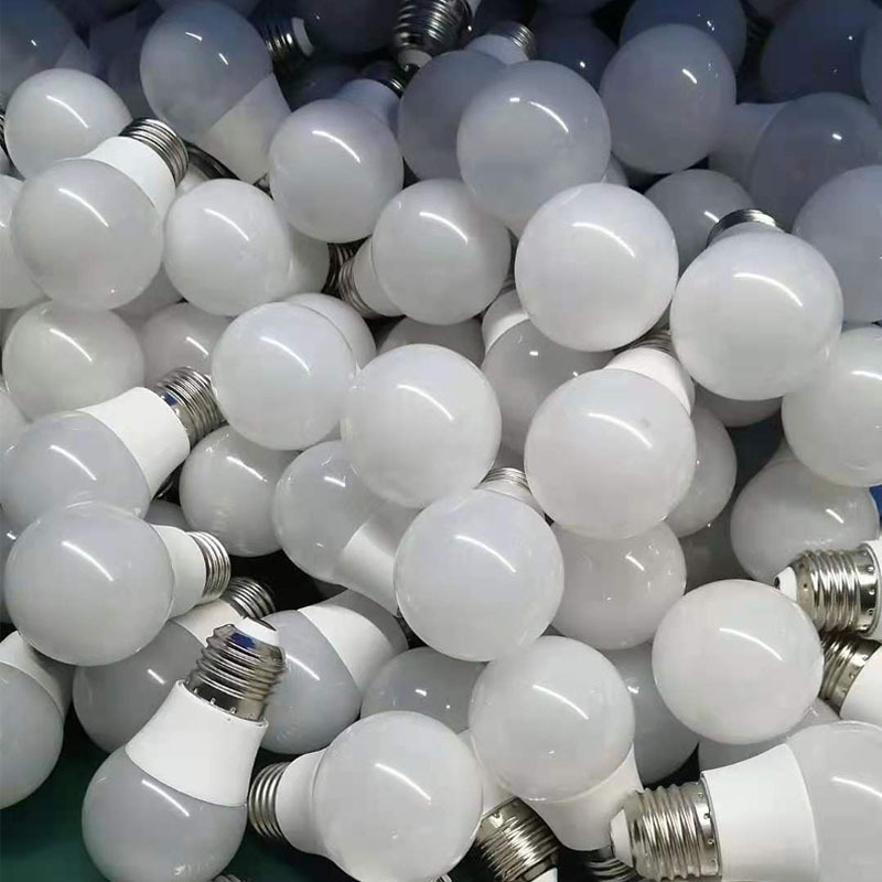 Led bulb lamp 5W screw E27 eye protection bulb constant current no stroboscopic A bubble super bright energy-saving light source 3 color change light