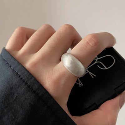 Super handsome and cool! Ring women's cold brushed frosted plain minimalist Japanese and Korean ring 2024 New Fashion ring