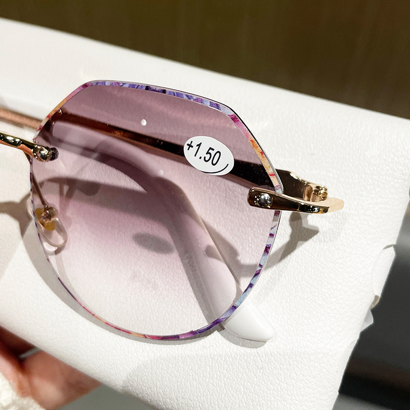 2024 new metal oval small frame reading glasses 3D lace frameless gray lens sun reading glasses wholesale