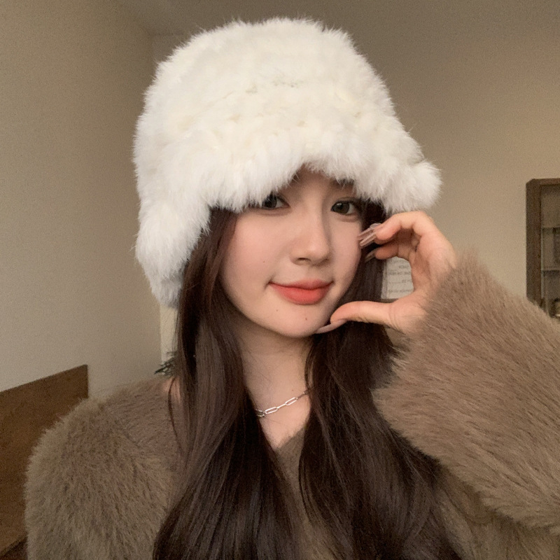 Autumn and winter cloud plush hat for women Korean style warm rabbit fur hat Japanese style big head circumference showing face small furry basin hat