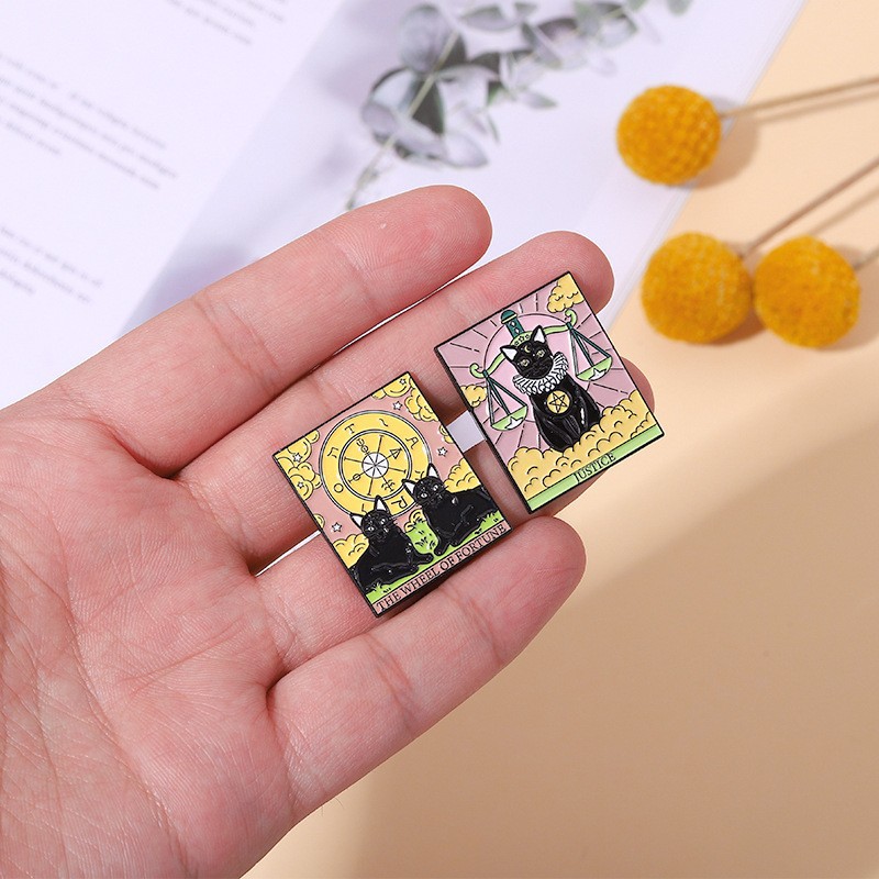 Creative Tarot Card Series Metal Badges Accessory Cute Cat Clown Skull Animal Shaped Enamel Brooch