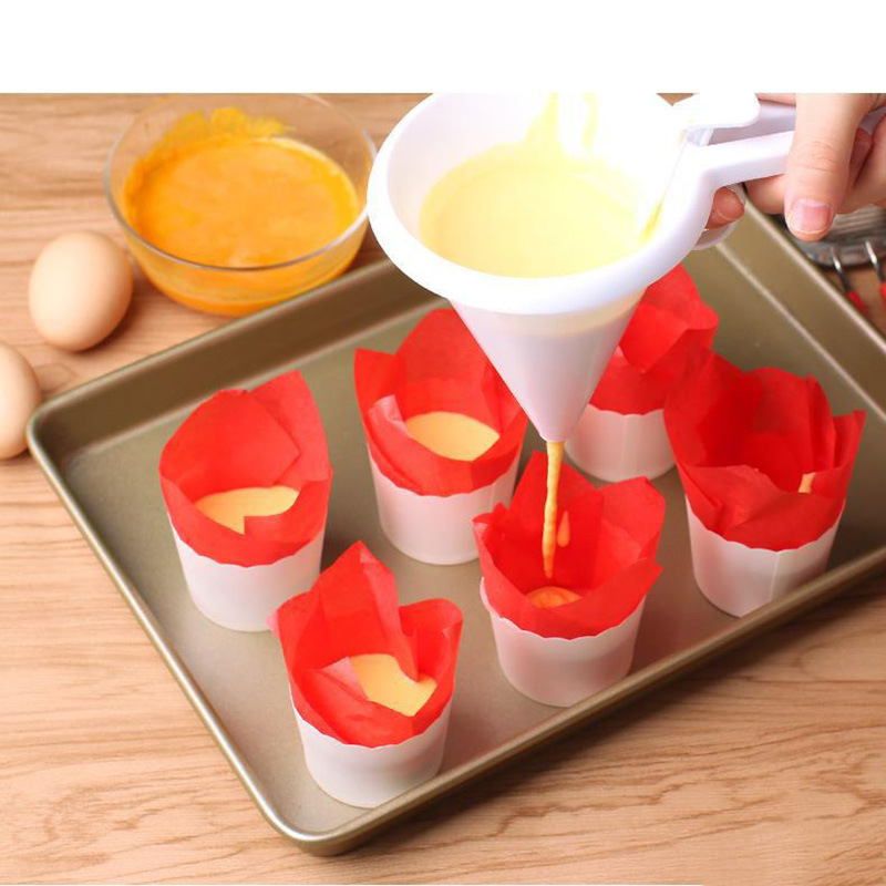 Household kitchen baking tools cream cake funnel oil leakage wine leakage multi-purpose funnel dispenser