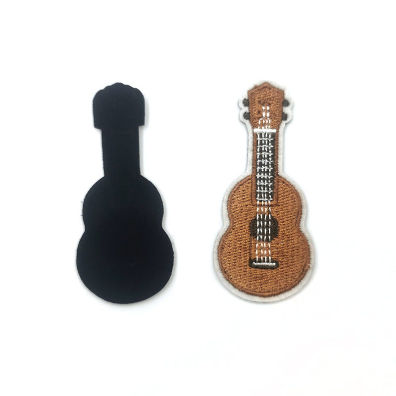 Hui Chenming Spot Cartoon Guitar Rabbit Cloth Sticker Combination Animal Embroidery Patch Garment Accessories Embroidered Patch