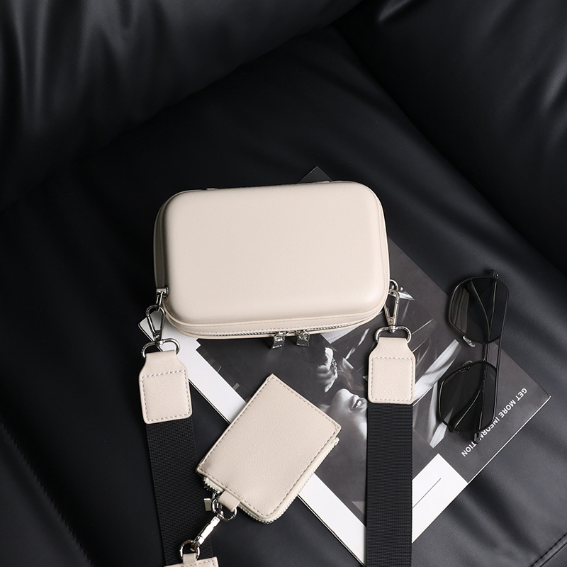 2022 New Korean Style Men's Box Bag Korean Brand Crossbody Bag Fashionable Personalized Trendy Small Square Bag Casual Shoulder Bag