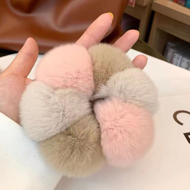 Factory wholesale autumn and winter New Real Rex rabbit hair ring ins hair rope color large intestine Korean hair accessories