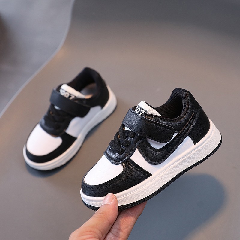 Children's board shoes wholesale spring and autumn men's and women's children's sports shoes Children's casual white shoes boys baby soft bottom board shoes