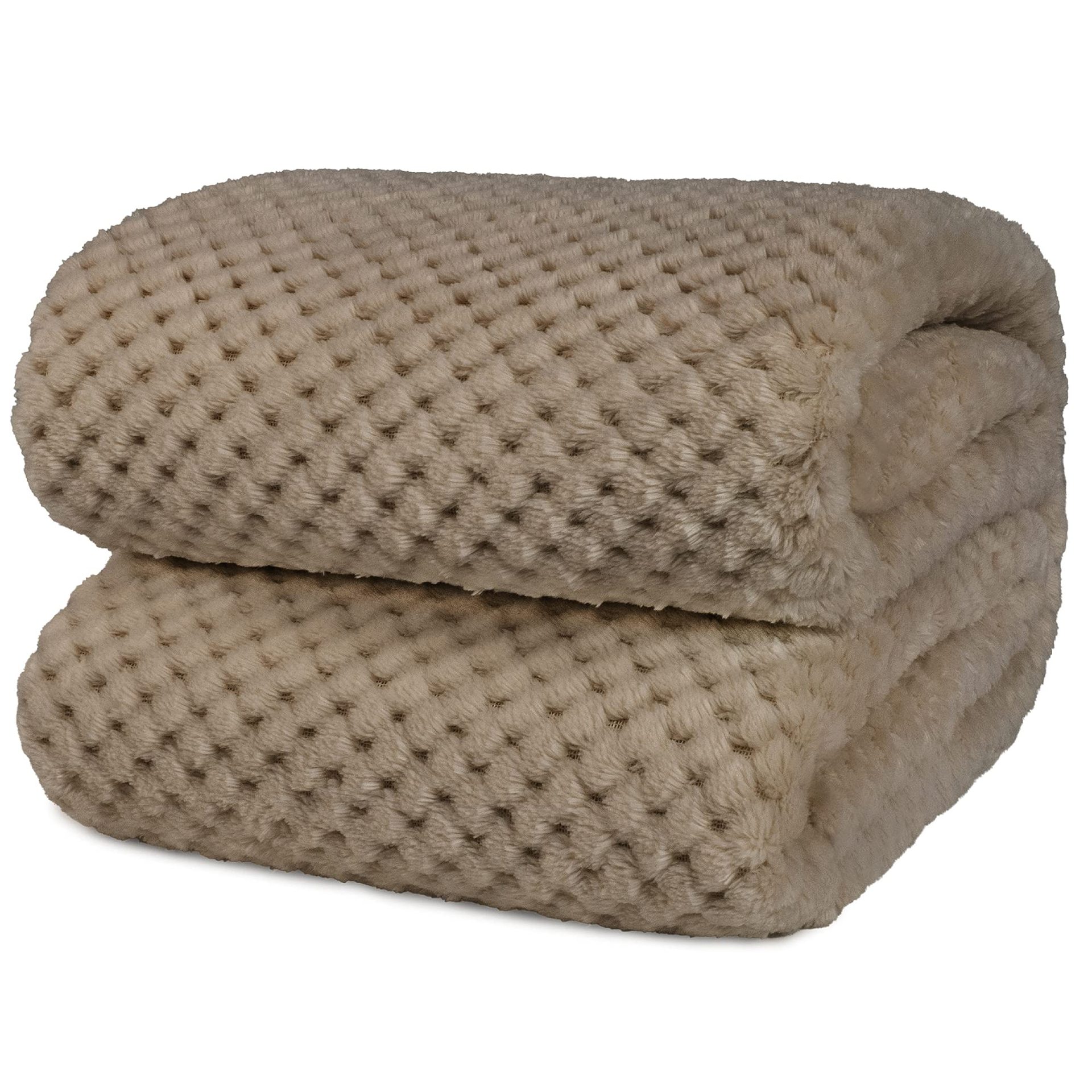 Cross-border in stock thick solid color pineapple plaid flannel blanket coral fleece sofa blanket air conditioning blanket nap blanket