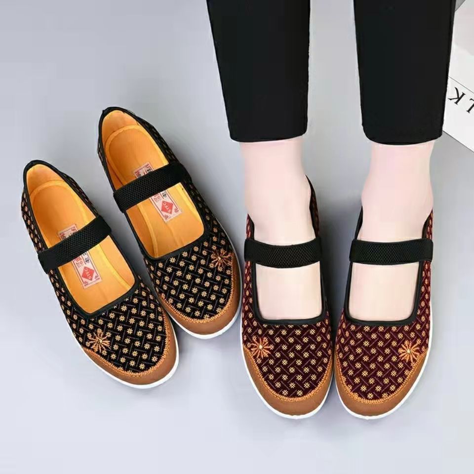 Old Beijing Cloth Shoes Women's Spring and Autumn Flat Lightweight Mother Shoes Flat Casual Women's Cloth Shoes Fashionable All-match Work Shoes