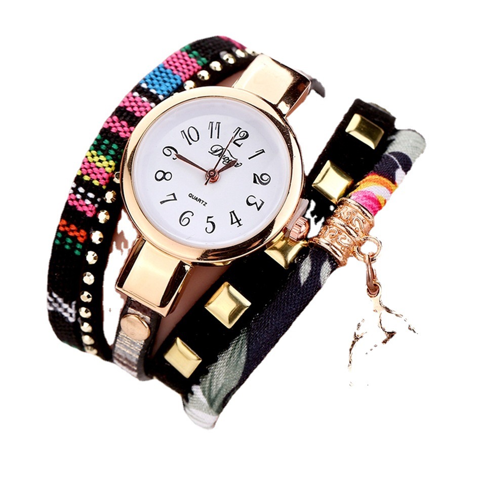 一件代发外贸新款手表女士时装石英手表 钻石手镯手链饰品女手表