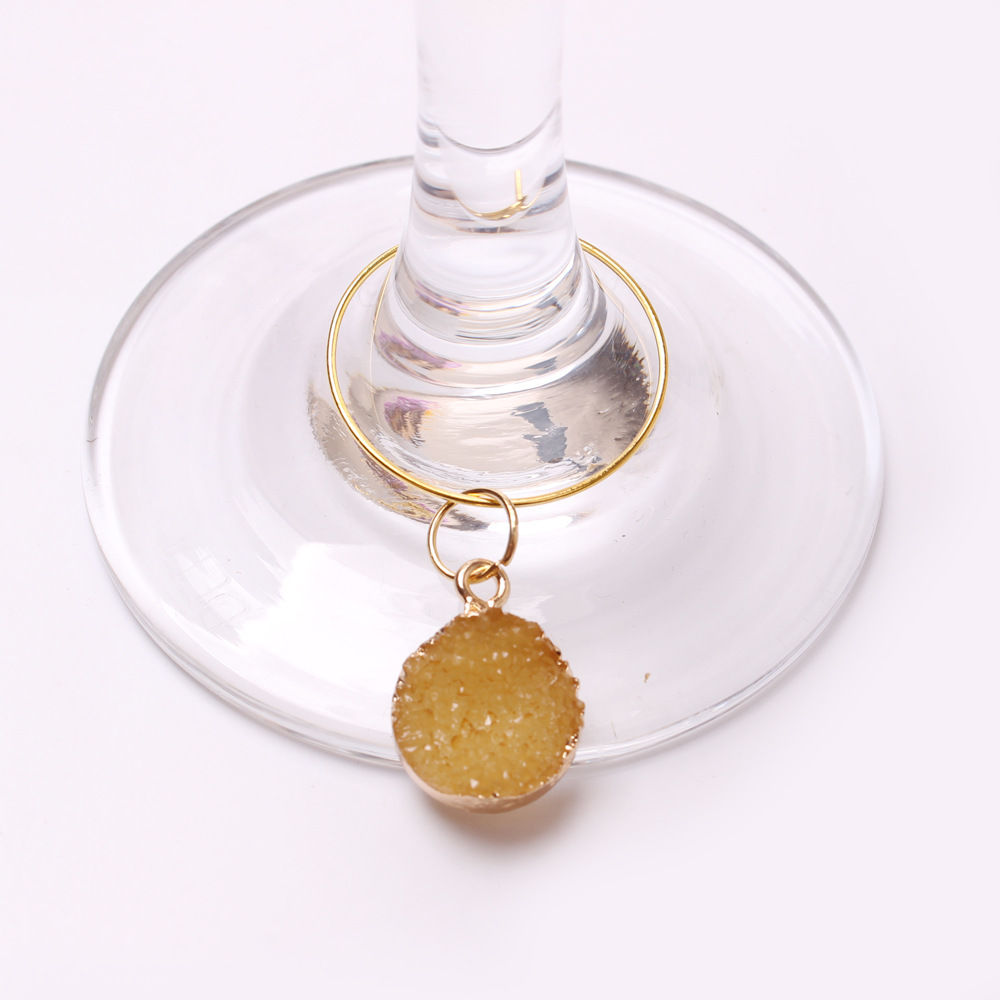 Cross-border Wine Bureau Gift Goblet Crystal Cluster Pendant Round Color Crystal Teeth Wine Glass Ring Perfumery Bottle Wine Glass Pendant