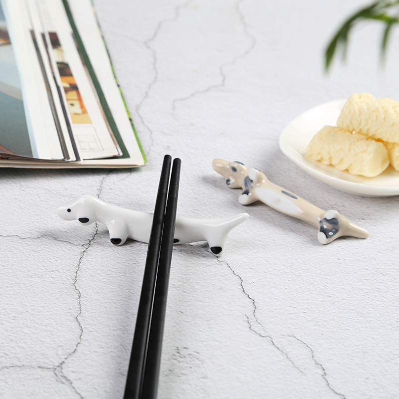 Puppy Ceramic Ornaments Japanese Household Chopsticks Rack Wachshund Dog Chopsticks Holder Chopsticks Pillow Cute Dog Chopsticks Holder Pen Holder