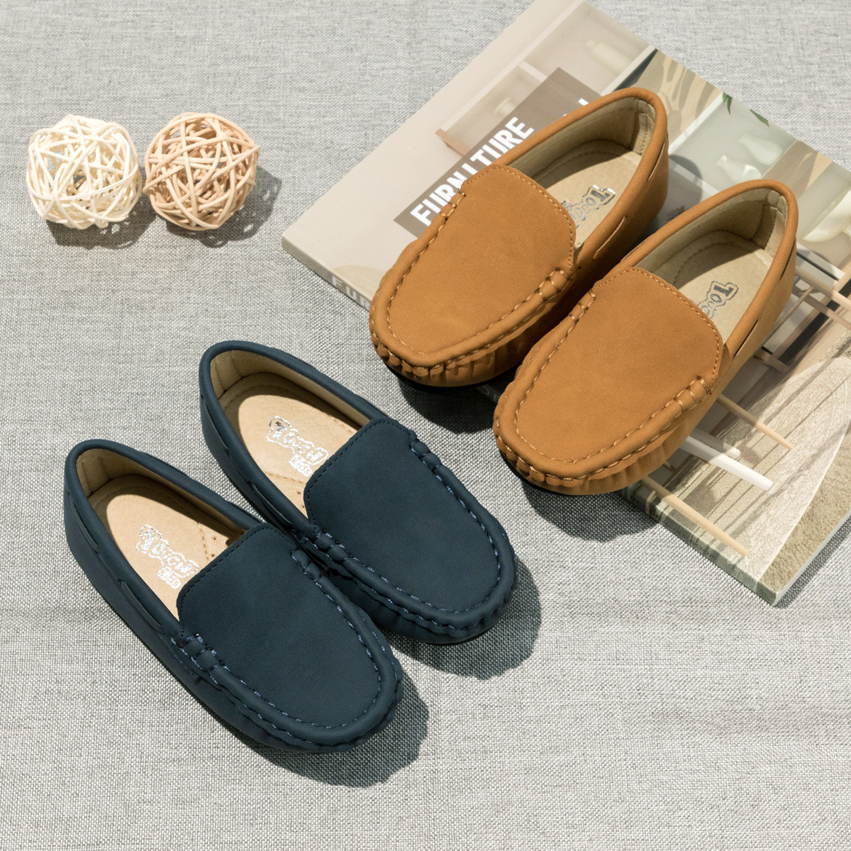 Cross-border Explosions Autumn and Winter Korean Style Trendy Boy's Bean Shoes Soft Sole Non-slip Comfortable Casual Children's Shoes Children's Small Leather Shoes